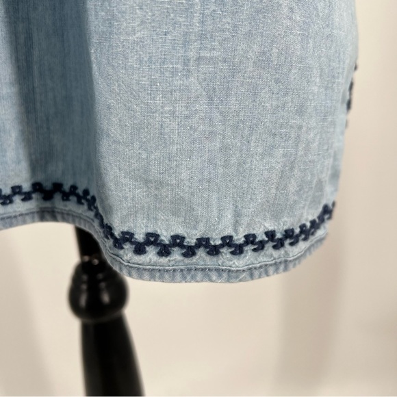 Lucky Brand Embroidered Chambray Button Down Top Size L - Picture 8 of 14